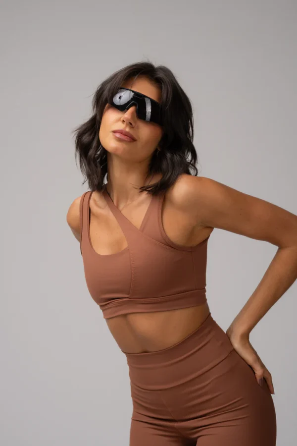 Conjunto Legging e Top Assimétrico Avelã