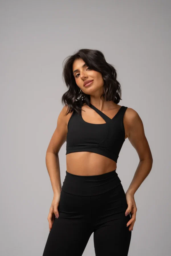 Conjunto Legging e Top Assimétrico Preto